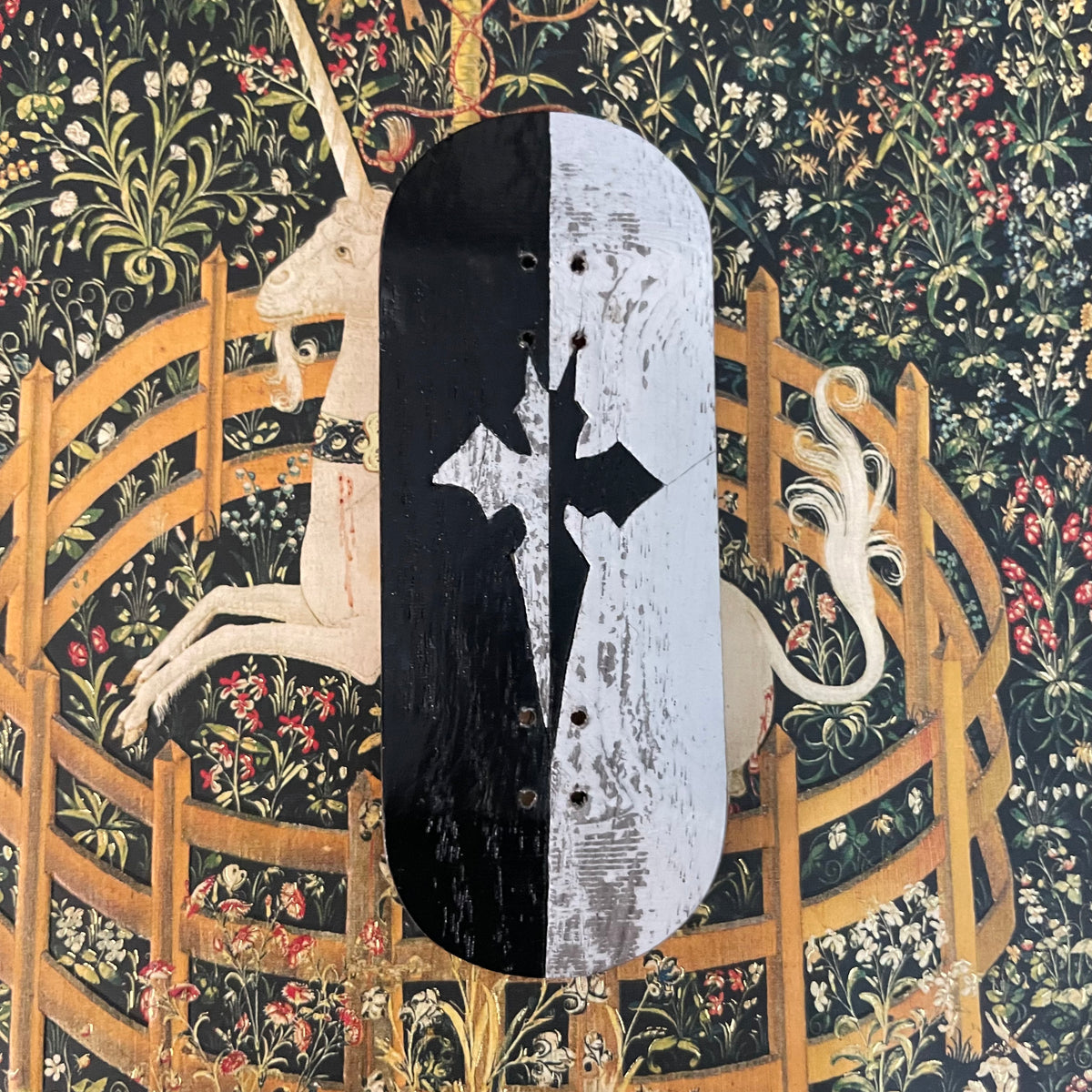 Split Ply / Distressed White & Black